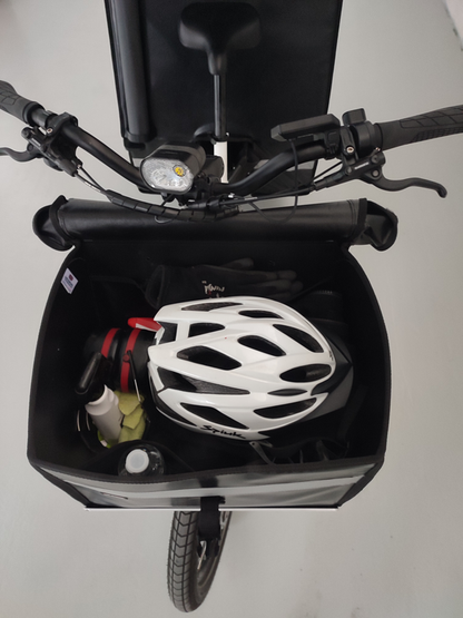 Chargement avant vélo cargo électricien